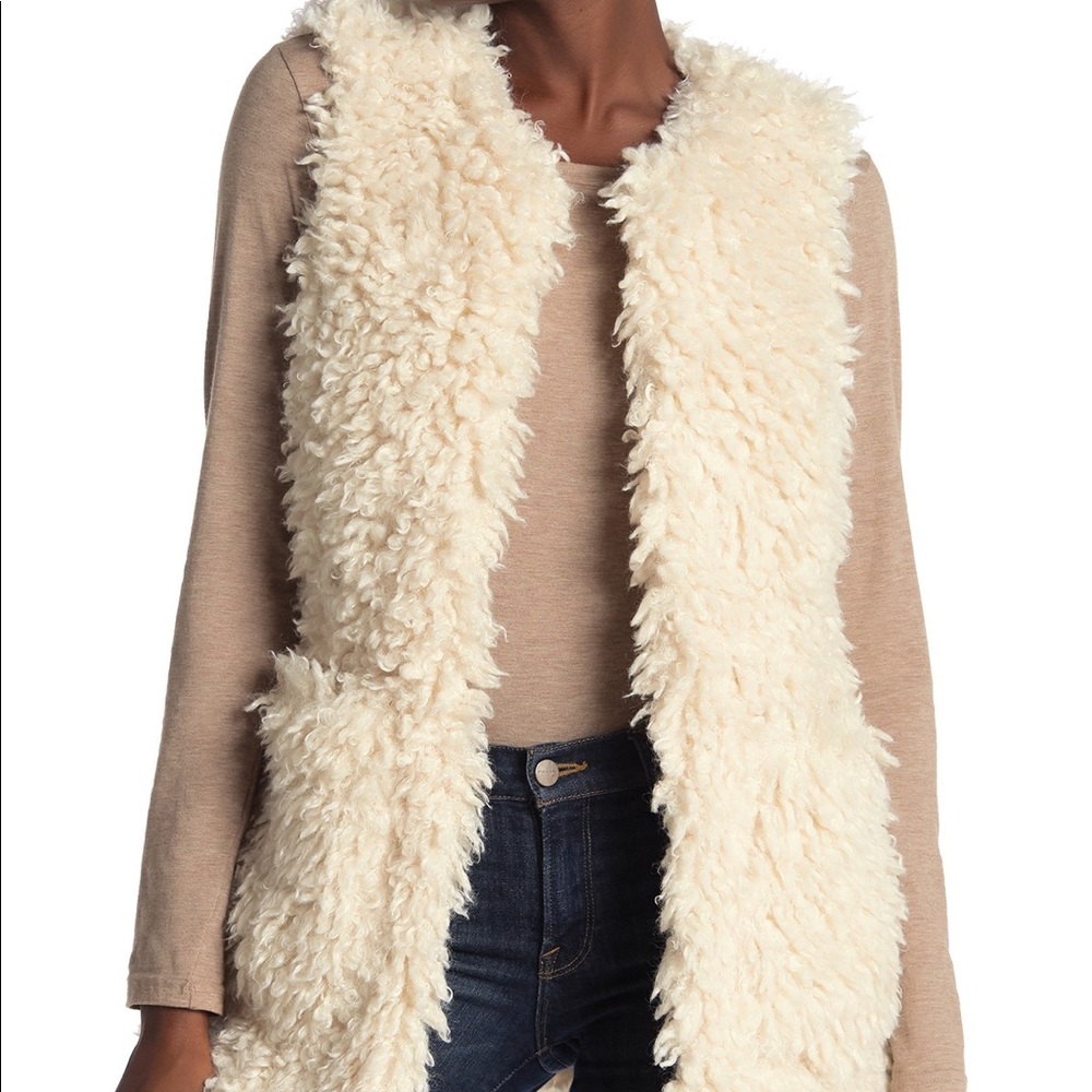 FIRM PRICE classic UGG FARRAH FAUX FUR VEST 12-14 - Picture 3 of 8